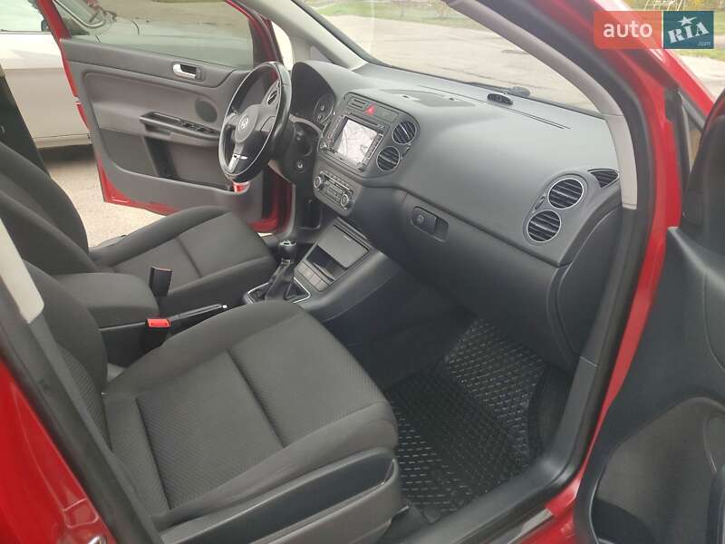 Хэтчбек Volkswagen Golf Plus 2010 в Запорожье фото 10 Хэтчбек Volkswagen Golf Plus 2010 в Запорожье