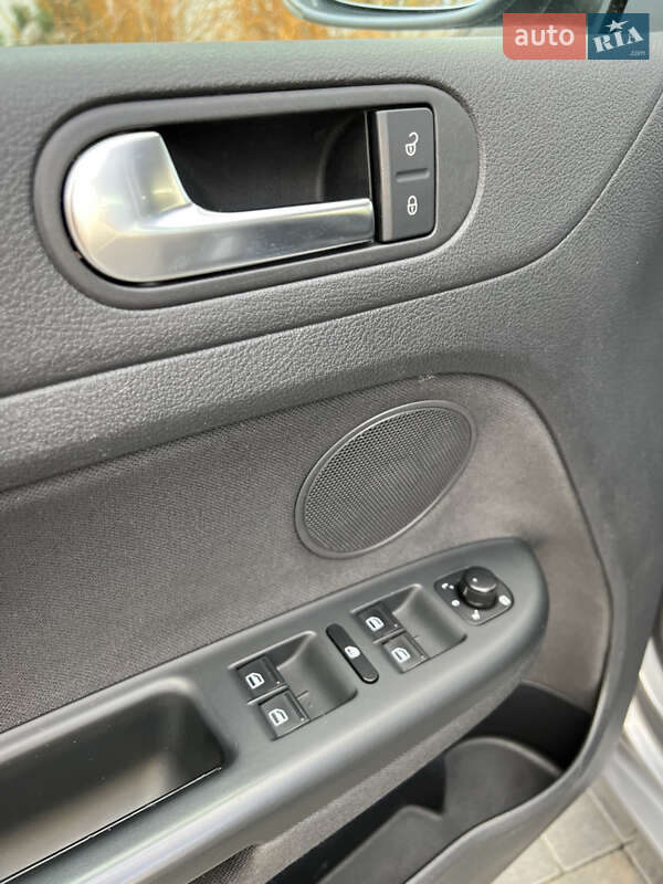 Хэтчбек Volkswagen Golf Plus 2009 в Луцке