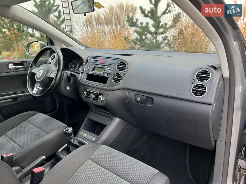 Хэтчбек Volkswagen Golf Plus 2009 в Луцке