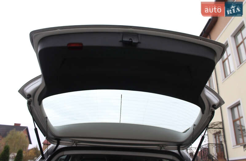 Хэтчбек Volkswagen Golf Plus 2008 в Львове