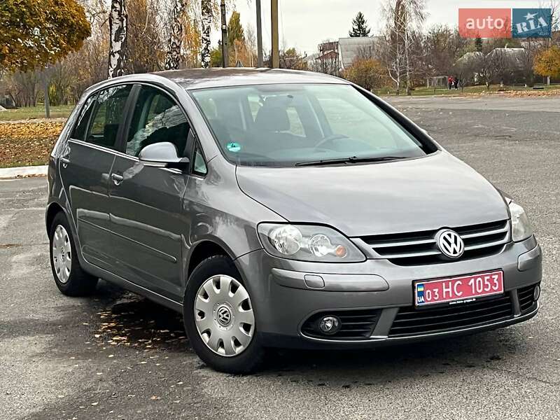 Хетчбек Volkswagen Golf Plus 2008 в Лубнах