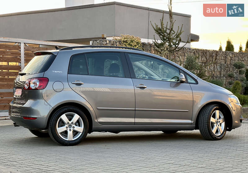 Хэтчбек Volkswagen Golf Plus 2011 в Стрые