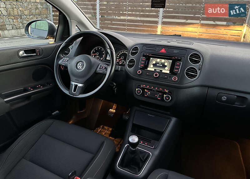 Хэтчбек Volkswagen Golf Plus 2011 в Стрые