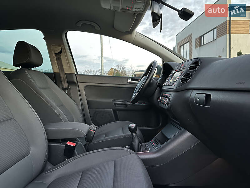 Хэтчбек Volkswagen Golf Plus 2011 в Стрые