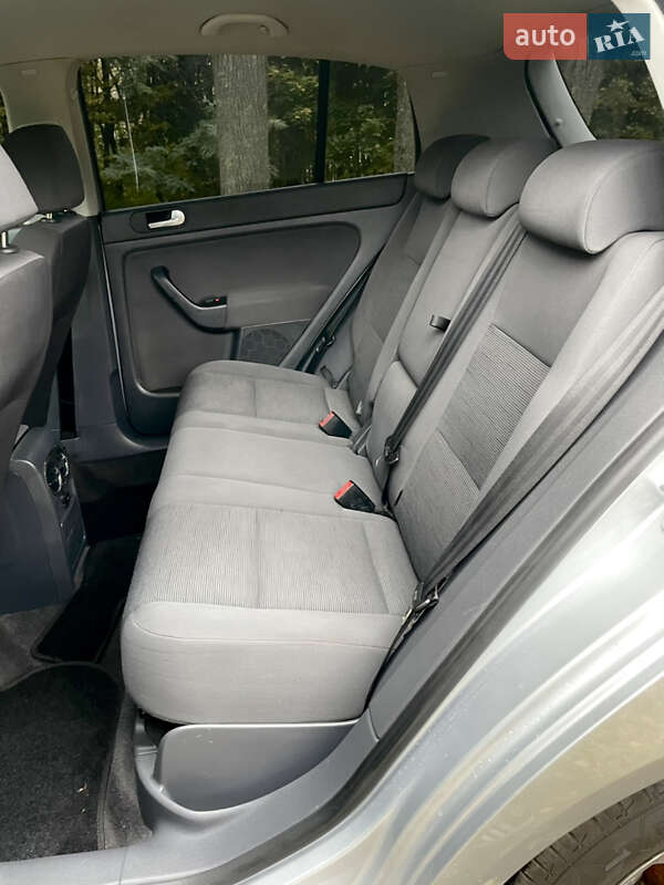 Хэтчбек Volkswagen Golf Plus 2005 в Хмельницком