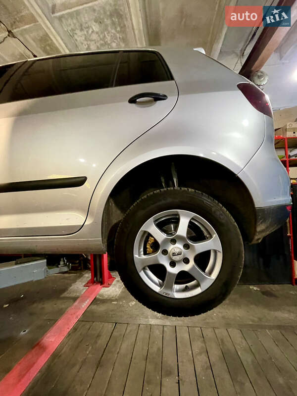 Хэтчбек Volkswagen Golf Plus 2005 в Хмельницком