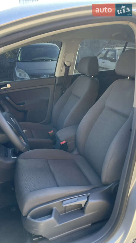 Хэтчбек Volkswagen Golf Plus 2005 в Хмельницком