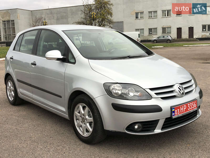Хэтчбек Volkswagen Golf Plus 2006 в Ровно