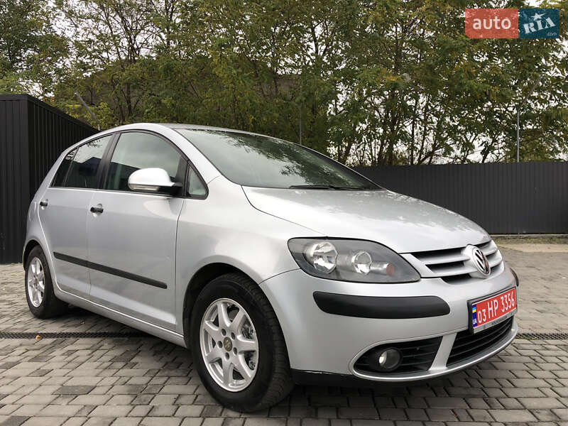 Хэтчбек Volkswagen Golf Plus 2006 в Ровно