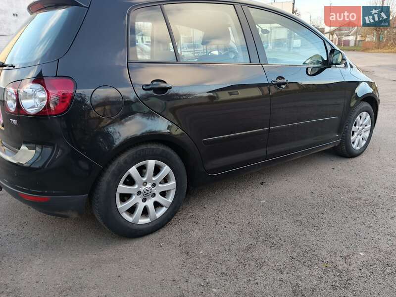 Хэтчбек Volkswagen Golf Plus 2009 в Прилуках