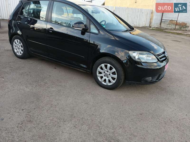 Хэтчбек Volkswagen Golf Plus 2009 в Прилуках