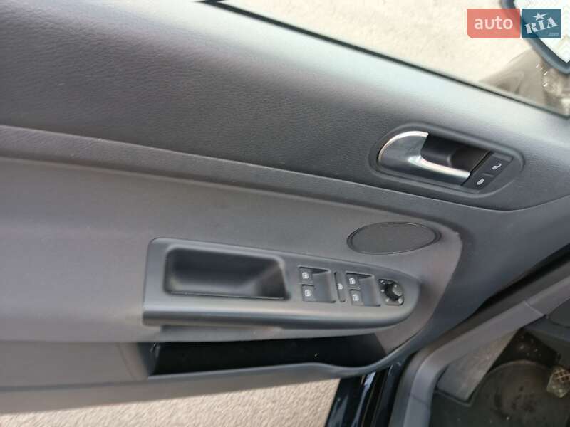 Хэтчбек Volkswagen Golf Plus 2009 в Прилуках