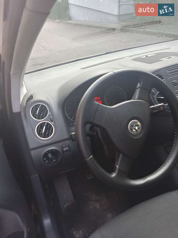 Хэтчбек Volkswagen Golf Plus 2006 в Ровно