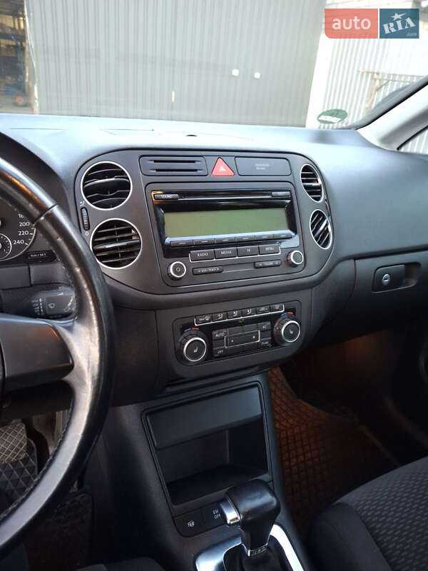 Хэтчбек Volkswagen Golf Plus 2009 в Черкассах
