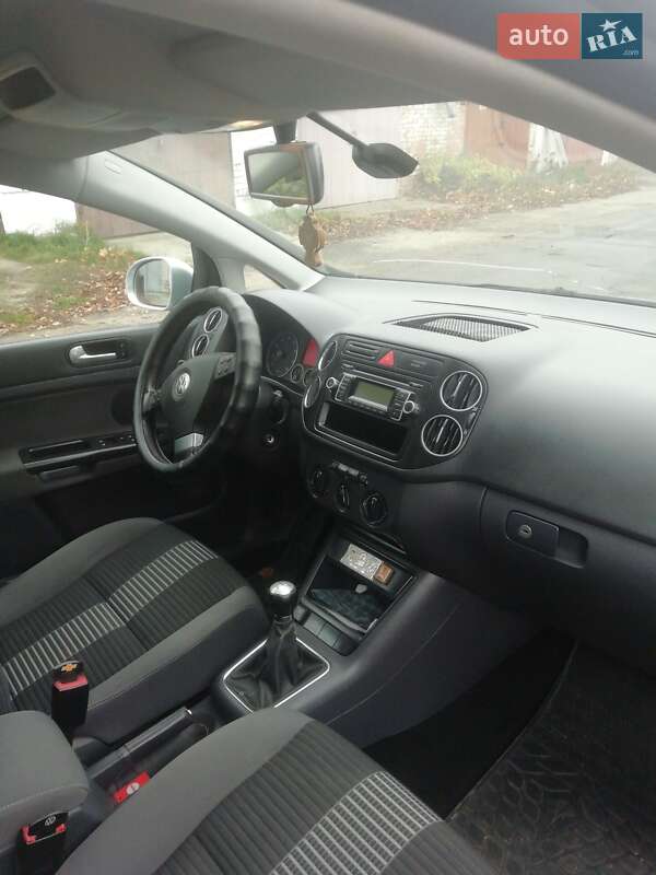 Хэтчбек Volkswagen Golf Plus 2008 в Умани фото 13 Хэтчбек Volkswagen Golf Plus 2008 в Умани