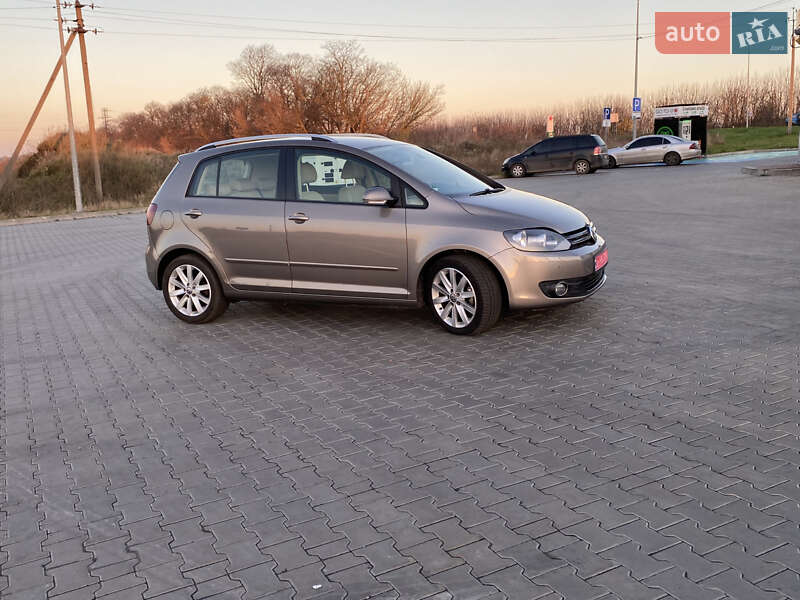 Хэтчбек Volkswagen Golf Plus 2010 в Луцке фото 25 Хэтчбек Volkswagen Golf Plus 2010 в Луцке