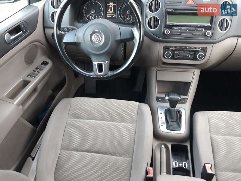 Хэтчбек Volkswagen Golf Plus 2010 в Луцке фото 13 Хэтчбек Volkswagen Golf Plus 2010 в Луцке