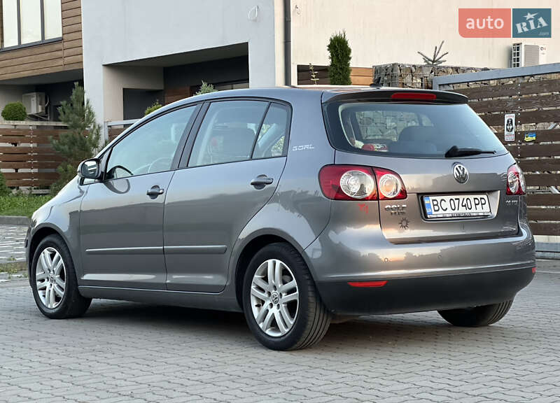Хэтчбек Volkswagen Golf Plus 2006 в Стрые