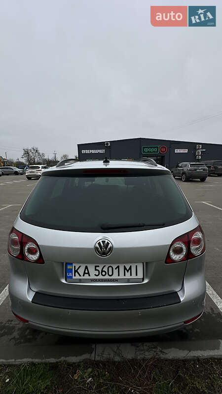 Хэтчбек Volkswagen Golf Plus 2011 в Тарасовке