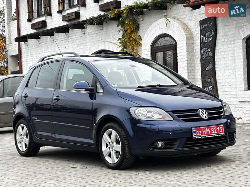 Хэтчбек Volkswagen Golf Plus 2009 в Красилове