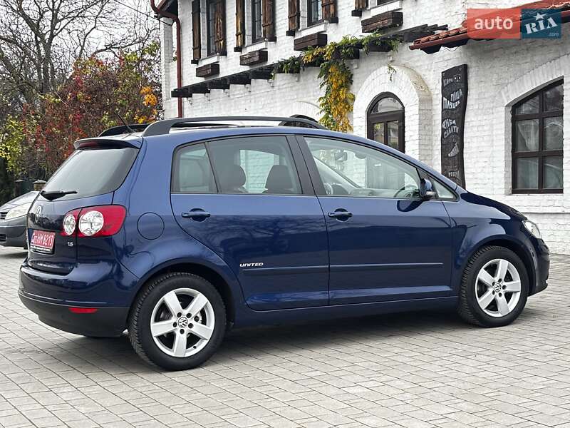 Хэтчбек Volkswagen Golf Plus 2009 в Красилове