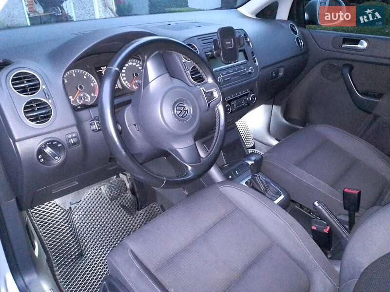 Хэтчбек Volkswagen Golf Plus 2010 в Галиче