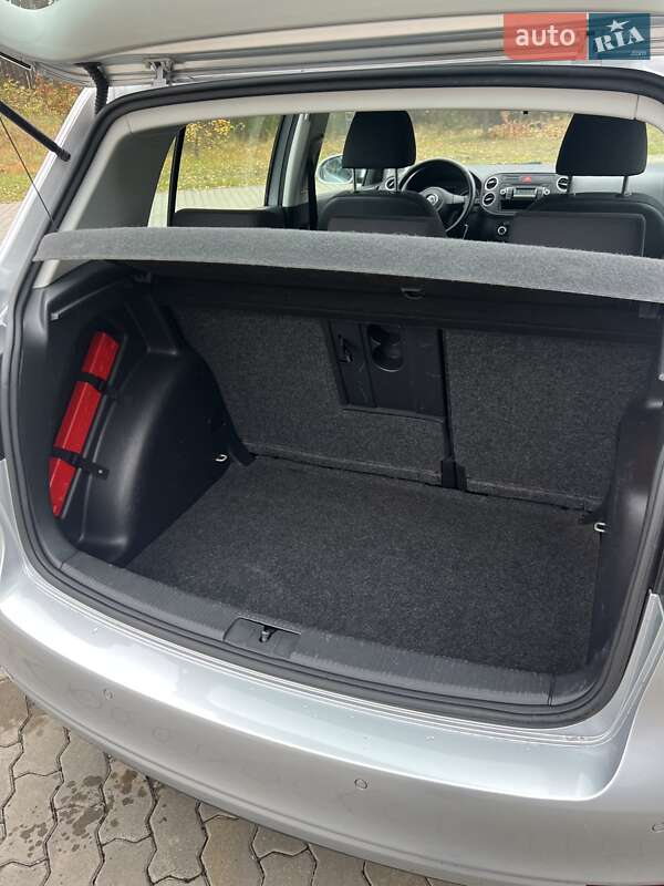 Хэтчбек Volkswagen Golf Plus 2010 в Костополе фото 29 Хэтчбек Volkswagen Golf Plus 2010 в Костополе
