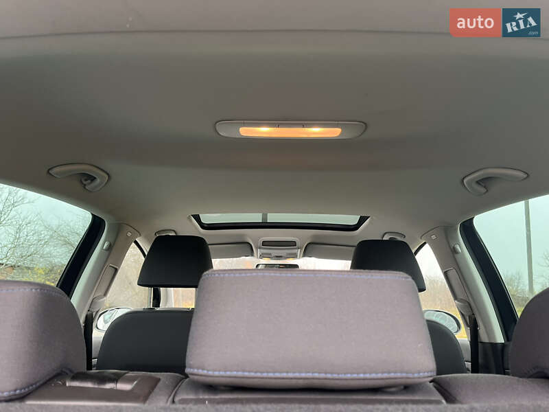 Хэтчбек Volkswagen Golf Plus 2007 в Звягеле фото 38 Хэтчбек Volkswagen Golf Plus 2007 в Звягеле