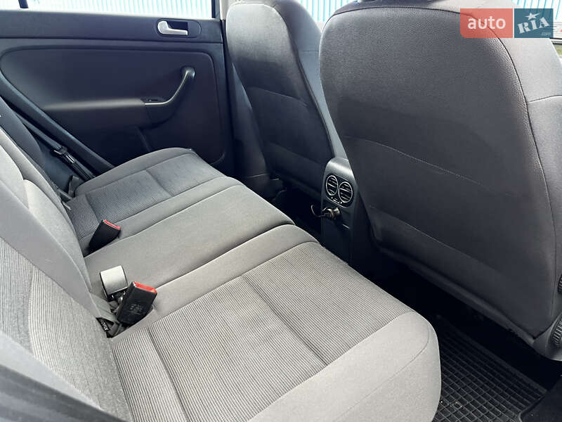 Хэтчбек Volkswagen Golf Plus 2007 в Мукачево