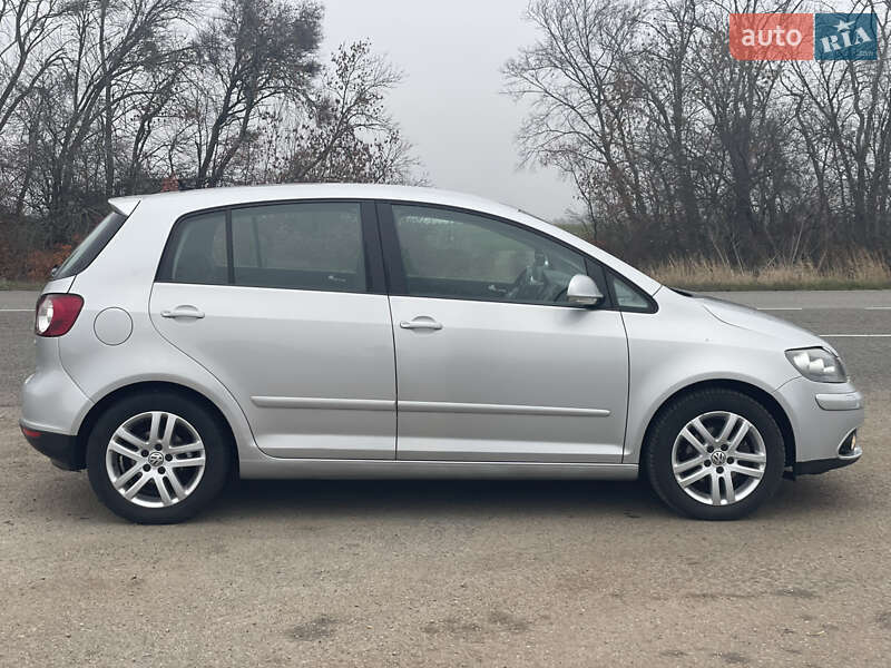 Хетчбек Volkswagen Golf Plus 2007 в Корсунь-Шевченківському фото 8 Хетчбек Volkswagen Golf Plus 2007 в Корсунь-Шевченківському