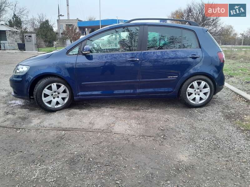 Хетчбек Volkswagen Golf Plus 2008 в Вознесенську