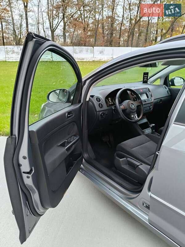 Хэтчбек Volkswagen Golf Plus 2009 в Луцке фото 30 Хэтчбек Volkswagen Golf Plus 2009 в Луцке