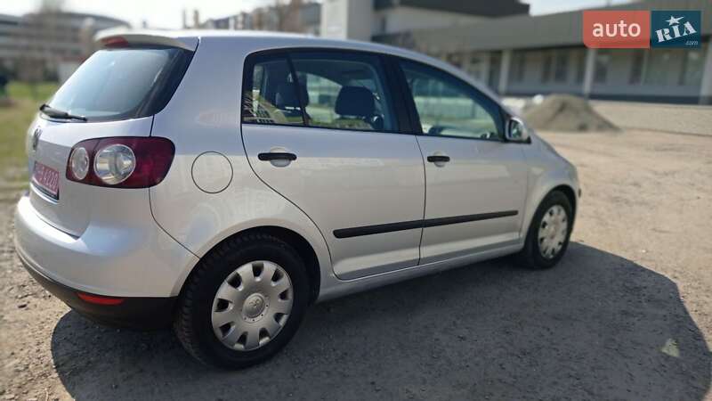 Хетчбек Volkswagen Golf Plus 2006 в Полтаві