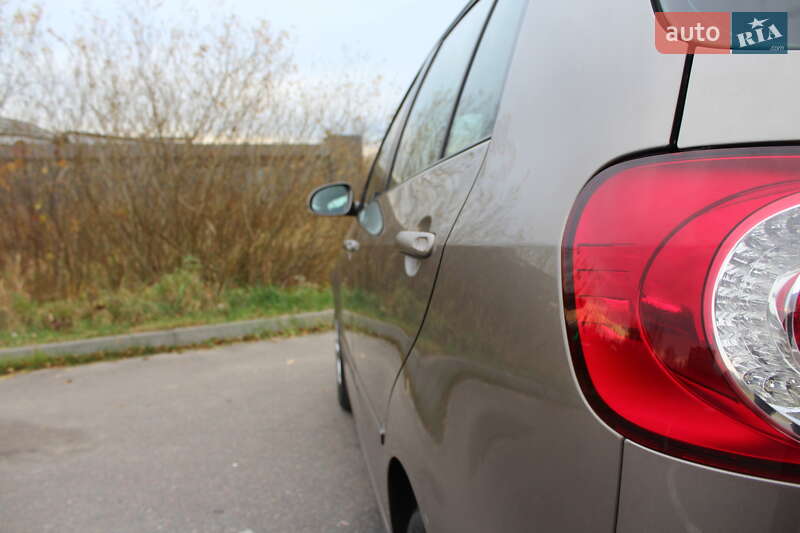 Хэтчбек Volkswagen Golf Plus 2010 в Трускавце