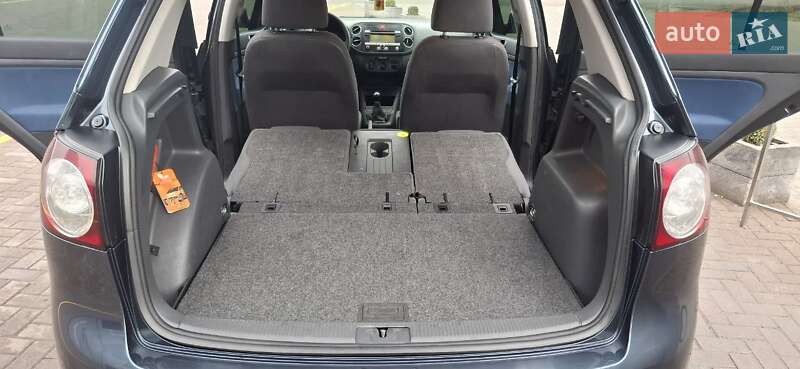 Хетчбек Volkswagen Golf Plus 2005 в Ірпені