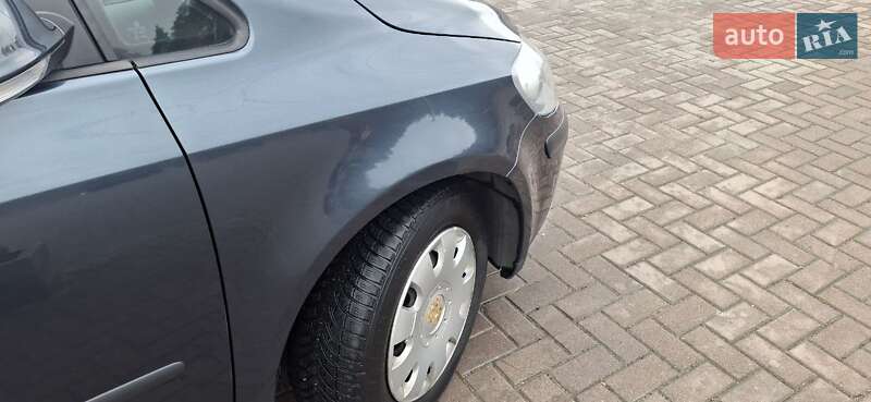 Хетчбек Volkswagen Golf Plus 2005 в Ірпені