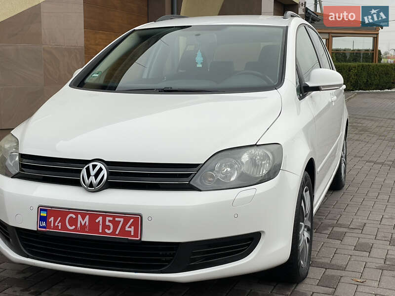 Хэтчбек Volkswagen Golf Plus 2010 в Виноградове