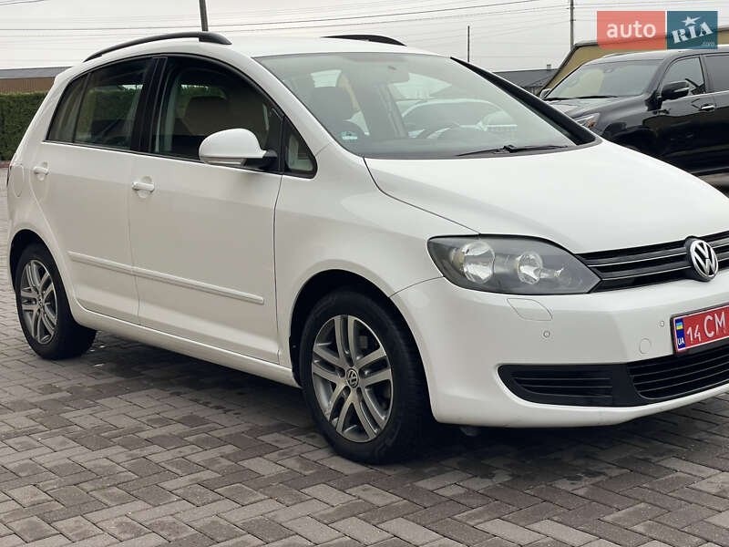 Хэтчбек Volkswagen Golf Plus 2010 в Виноградове