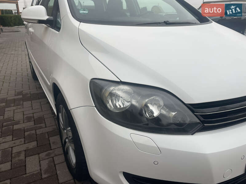 Хэтчбек Volkswagen Golf Plus 2010 в Виноградове