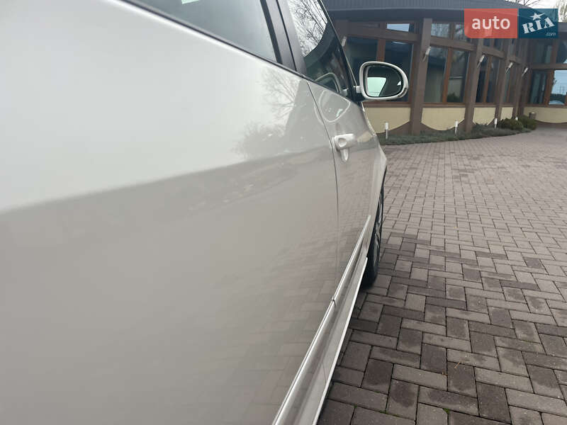 Хэтчбек Volkswagen Golf Plus 2010 в Виноградове