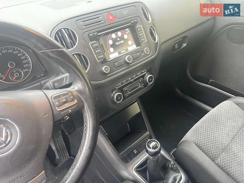 Хэтчбек Volkswagen Golf Plus 2010 в Виноградове