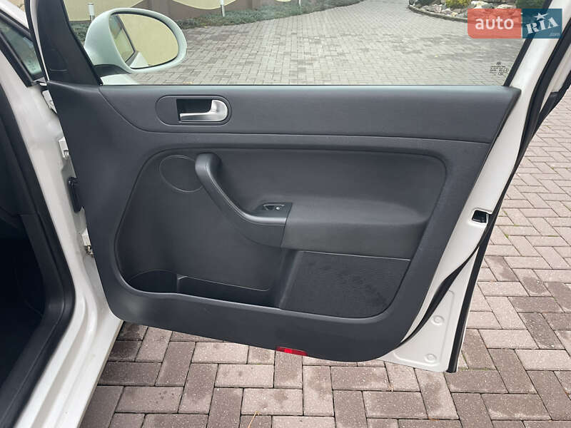 Хэтчбек Volkswagen Golf Plus 2010 в Виноградове