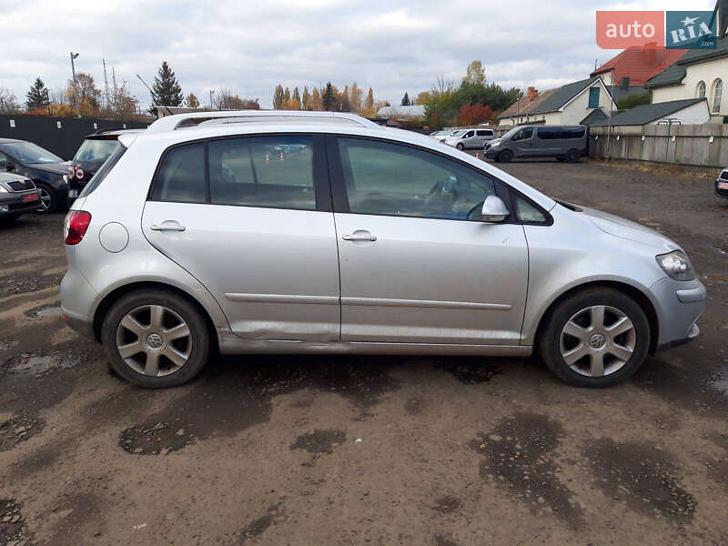 Хэтчбек Volkswagen Golf Plus 2008 в Луцке