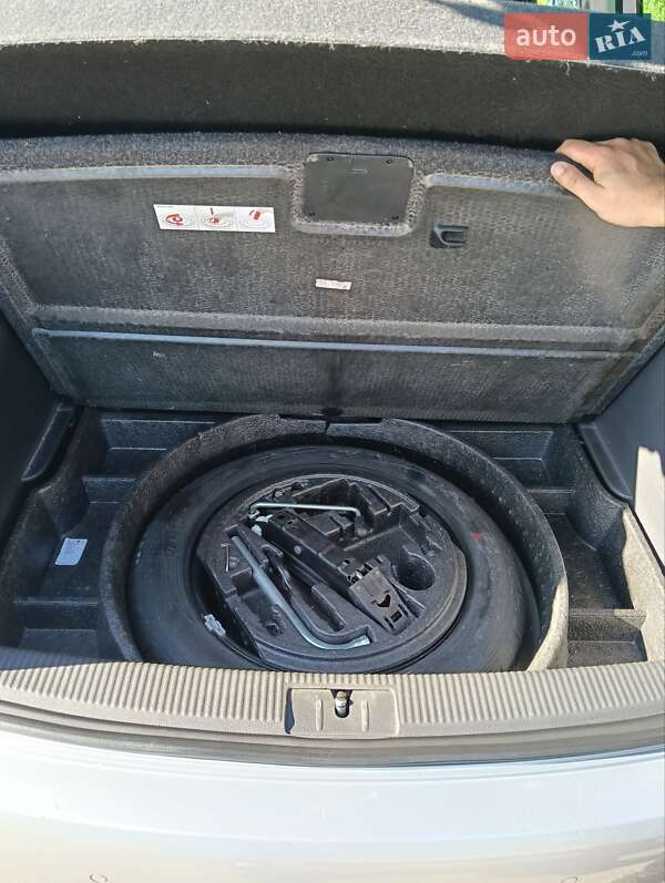 Хэтчбек Volkswagen Golf Plus 2008 в Житомире