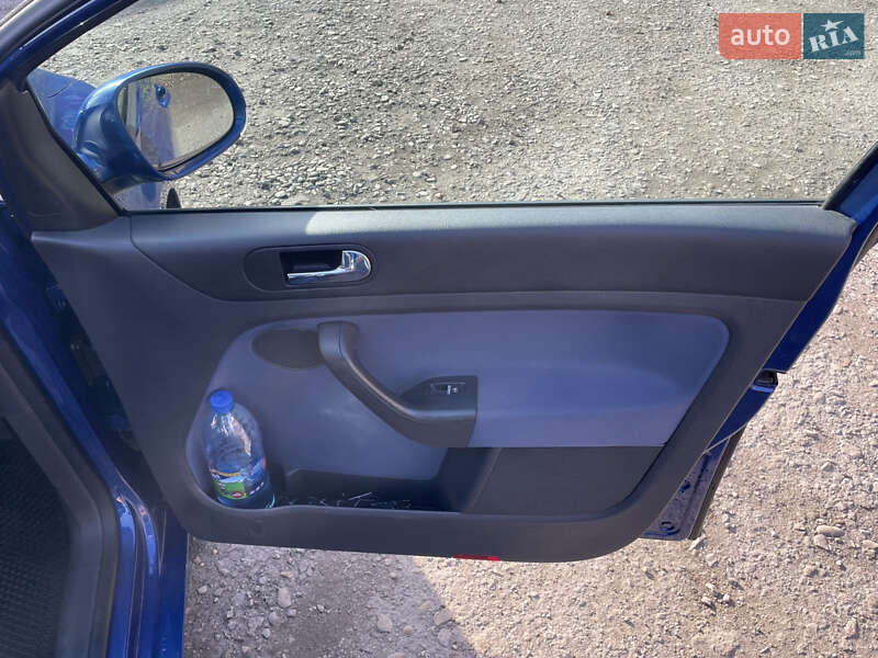 Хэтчбек Volkswagen Golf Plus 2005 в Коломые фото 20 Хэтчбек Volkswagen Golf Plus 2005 в Коломые