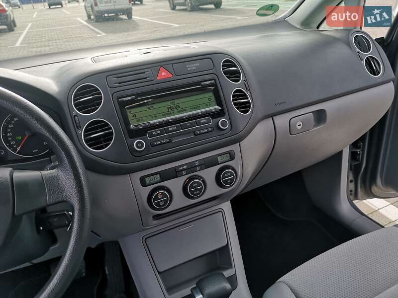 Хэтчбек Volkswagen Golf Plus 2008 в Калуше