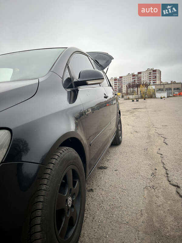 Хетчбек Volkswagen Golf Plus 2005 в Рівному