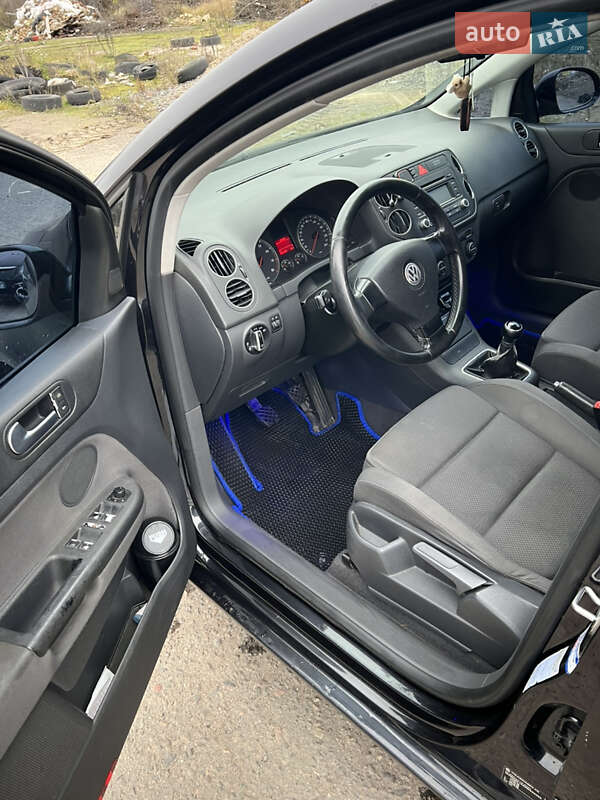 Хетчбек Volkswagen Golf Plus 2005 в Рівному