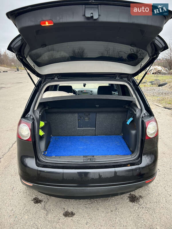 Хетчбек Volkswagen Golf Plus 2005 в Рівному