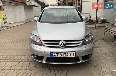 Хэтчбек Volkswagen Golf Plus 2005 в Надворной